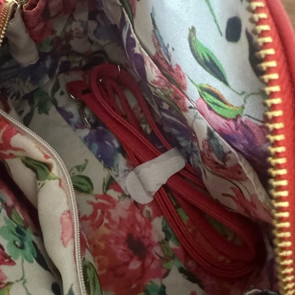 Elegant Red Women's Handbag
